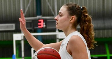 Schwarz macht beim Auswärtssieg der Hurricanes ganz viel richtig